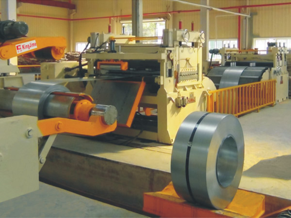 KJH60薄闆(pan)高速數(shù)控精密(mì)開卷整(zhěng)平橫切(qiē)生産線(xiàn)